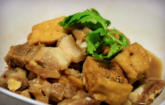 Cách làm món thịt kho đậu hũ đậm đà ngon cơm