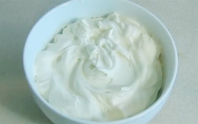 Tự Làm Kem Tươi (Whipped Cream) Tại Nhà Chỉ Từ