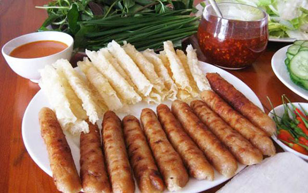 Cách làm nem nướng Ninh Hòa, một món đặc sản của vùng đất Nha Trang 1